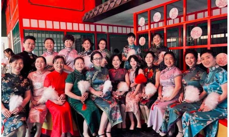 这群老人给自己办了一场专属音乐会